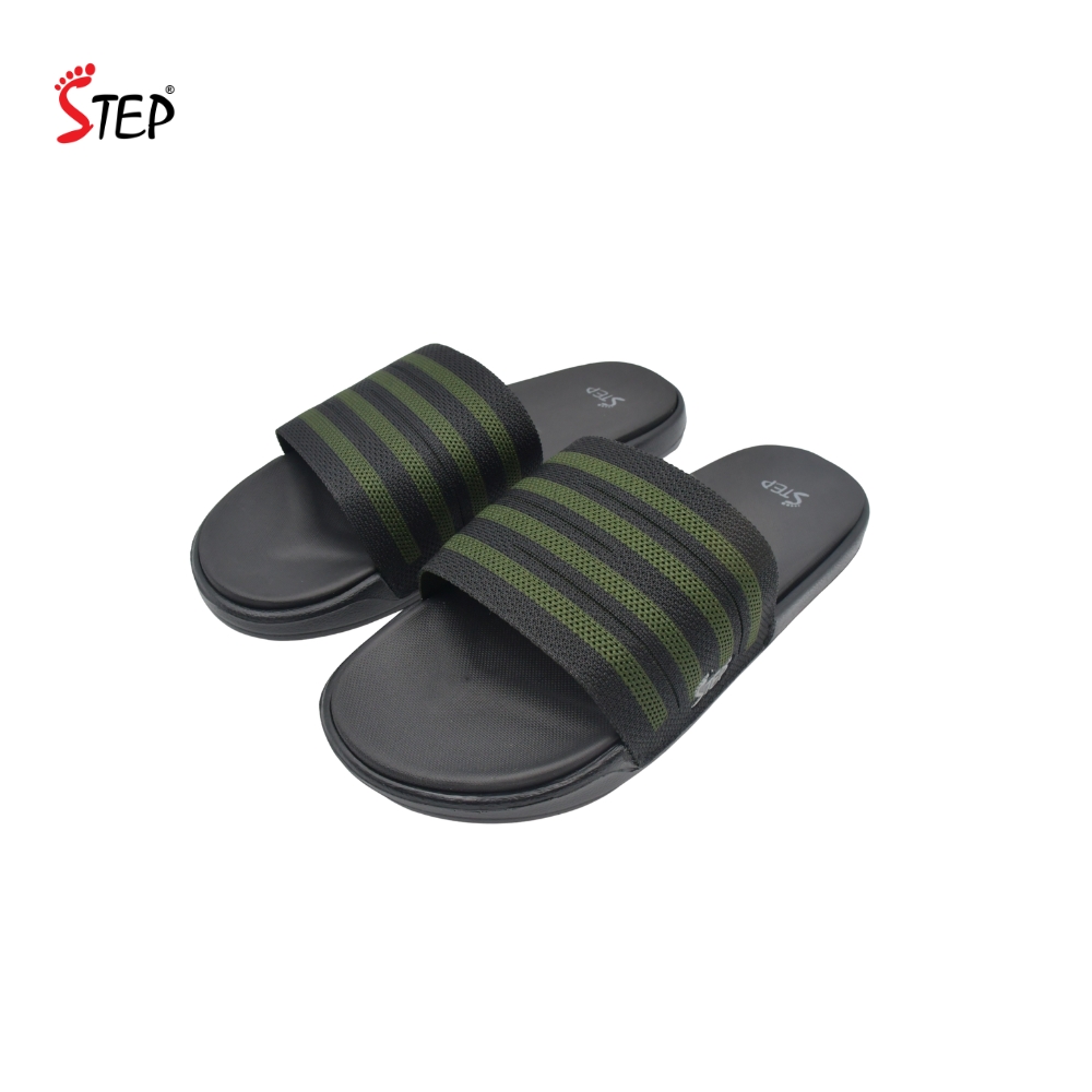 Step SOLIX Slide Sandal - Green - Pair View - Sandal n Shoe - Trade Step SOLIX men's slide sandal in green - pair front view - Sandal n Shoe - Trade